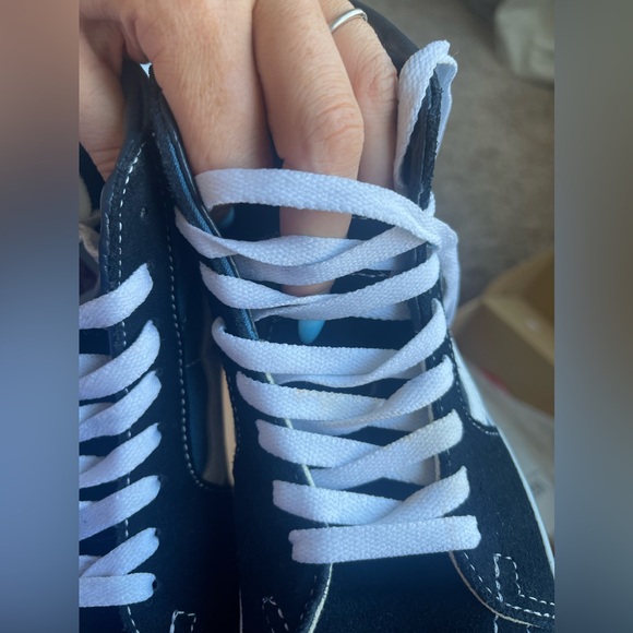 Hi top vans - Picture 2 of 4